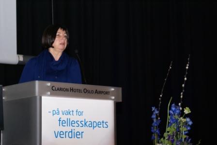 - Kontrollutvalgene har en viktig oppgave, sa Sigrun V�geng i sin �pning.